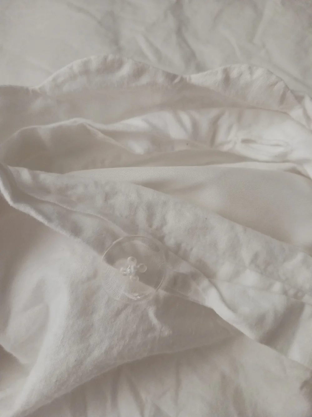 Urban Outfitters Gloria Scallop Trim White Duvet Cover 100% Cotton EUC
